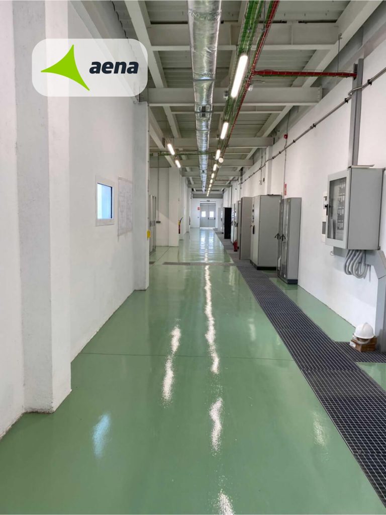 vemos el suelo hecho de resina de metacrilato para el área de generadores de Aena.